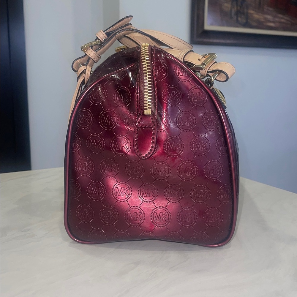“Michael Kors” ✨ Women’s Hand Bag Purple/Burgundy Patent Leather Grayson Satchel - Picture 3 of 16